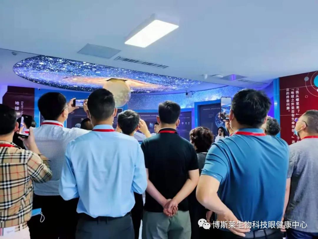 眼视光专业校企共建校园行