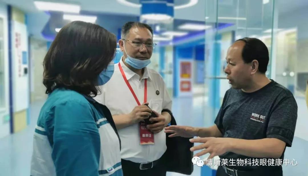 眼视光专业校企共建校园行